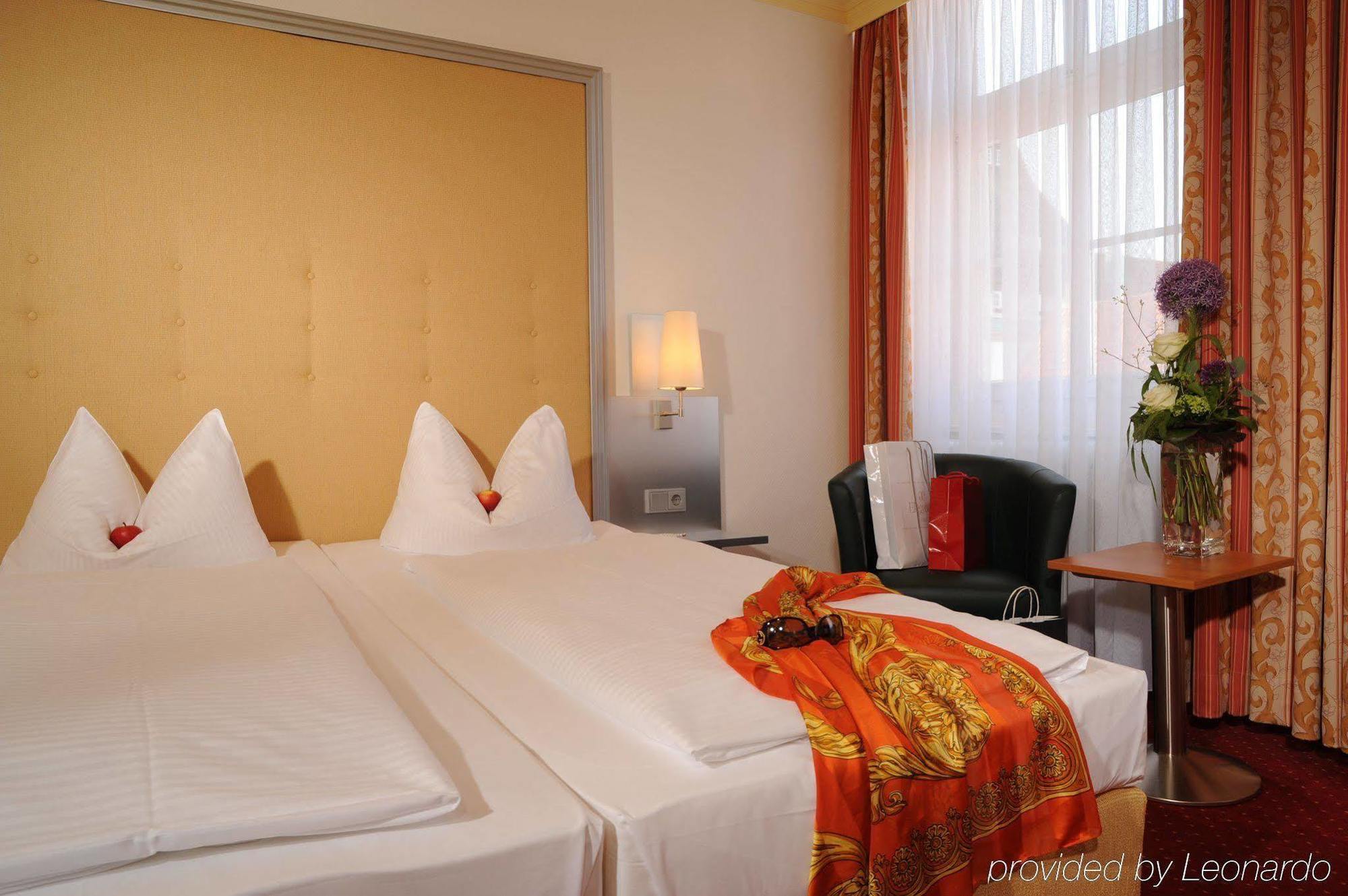 Hotel Celler Hof Esterno foto