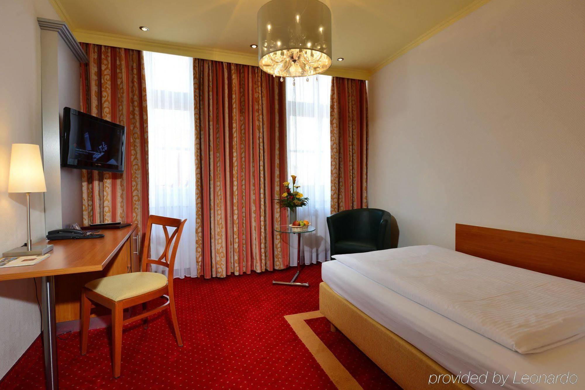 Hotel Celler Hof Esterno foto